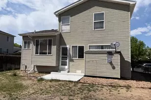 1104 Fall River Cir, Longmont, CO 80504 - Photo 13