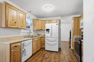 3726 Conifer Dr, Loveland, CO 80538 - Photo 9