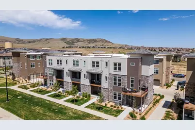 2250 S McIntyre St, Lakewood, CO 80228 - Photo 3