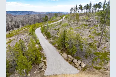 805 Meadows Dr, Drake, CO 80515 - Photo 3