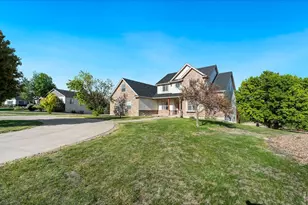 52 Lakeview Cir, Fort Morgan, CO 80701 - Photo 3