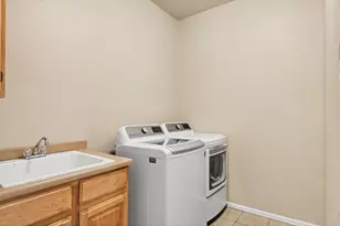 7562 Triangle Dr, Fort Collins, CO 80525 - Photo 27