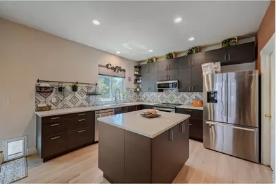 3921 Florentine Dr, Longmont, CO 80503 - Photo 7