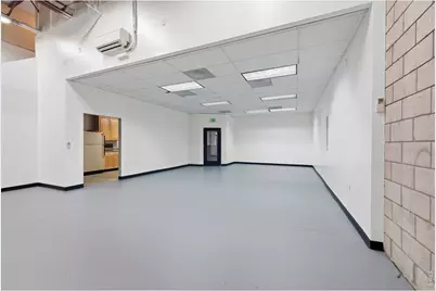 591 N Denver Ave, Loveland, CO 80537 - Photo 9