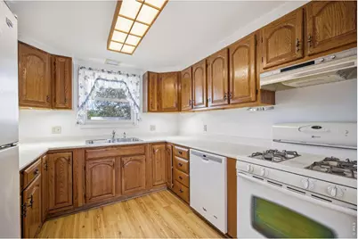 128 E Trilby Rd, Fort Collins, CO 80525 - Photo 11