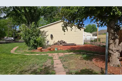 132 Columbine St, Sterling, CO 80751 - Photo 35
