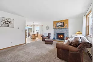 804 Redwood Ct, Bellvue, CO 80512 - Photo 5