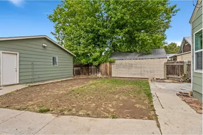 727 E 8th St, Loveland, CO 80537 - Photo 13