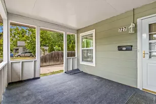 727 E 8th St, Loveland, CO 80537 - Photo 3