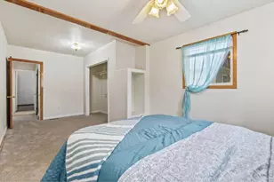 727 E 8th St, Loveland, CO 80537 - Photo 11
