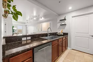 975 N Lincoln St, Denver, CO 80203 - Photo 5