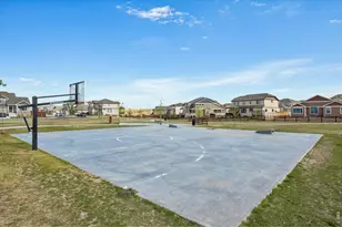 2336 Golden Wy, Windsor, CO 80550 - Photo 33