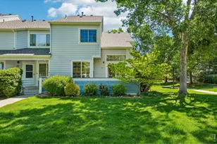 1419 Red Mountain Dr, Longmont, CO 80504 - Photo 3