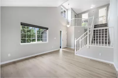 432 Hudson Ct, Fort Collins, CO 80525 - Photo 9