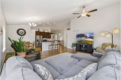 1869 Egnar St, Loveland, CO 80538 - Photo 5
