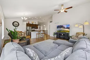 1869 Egnar St, Loveland, CO 80538 - Photo 5
