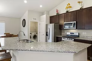 1869 Egnar St, Loveland, CO 80538 - Photo 9