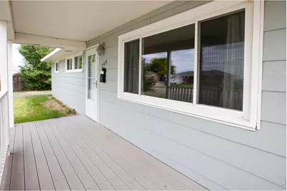 209 Villa Vista St, Sterling, CO 80751 - Photo 3