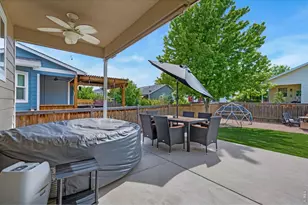 565 Pyramid Peak St, Berthoud, CO 80513 - Photo 25
