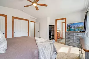 565 Pyramid Peak St, Berthoud, CO 80513 - Photo 17