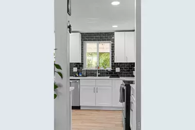 927 E 4th Ave, Longmont, CO 80504 - Photo 13