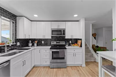927 E 4th Ave, Longmont, CO 80504 - Photo 17