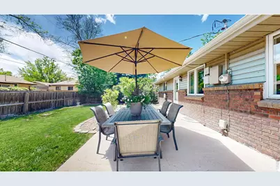 8240 W Evans Pl, Lakewood, CO 80227 - Photo 25