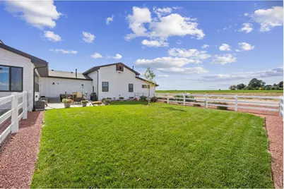 9200 Meadow Farms Dr, Milliken, CO 80543 - Photo 39