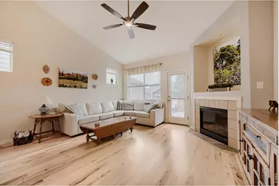 537 Peregrine Cir, Longmont, CO 80504 - Photo 5