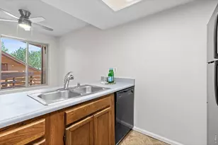 6108 Habitat Dr, Boulder, CO 80301 - Photo 15