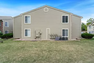 1225 W Prospect Rd W, Fort Collins, CO 80526 - Photo 3