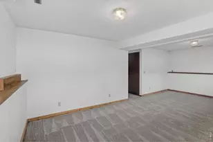 2102 S Custer Ave, Loveland, CO 80537 - Photo 29