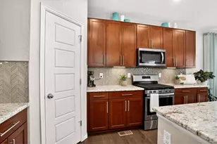 491 Silver Crown Ct, Erie, CO 80516 - Photo 9