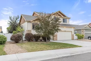 1549 Water Vista Ln, Windsor, CO 80550 - Photo 3