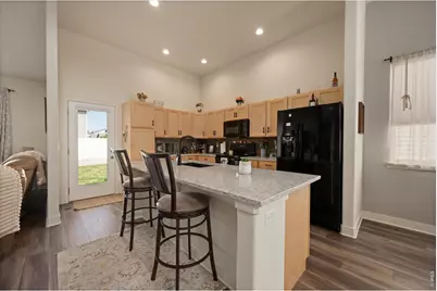 2584 Grizzly Pl, Johnstown, CO 80534 - Photo 5
