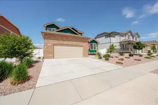 2584 Grizzly Pl, Johnstown, CO 80534 - Photo 3