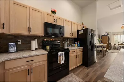 2584 Grizzly Pl, Johnstown, CO 80534 - Photo 7