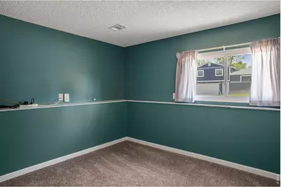 2460 Sunset Dr, Longmont, CO 80501 - Photo 19