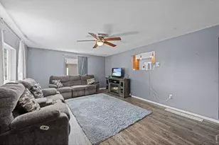 2437 W 9th St, Greeley, CO 80634 - Photo 7