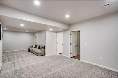 1380 S Kings Crown Dr, Milliken, CO 80543 - Photo 29
