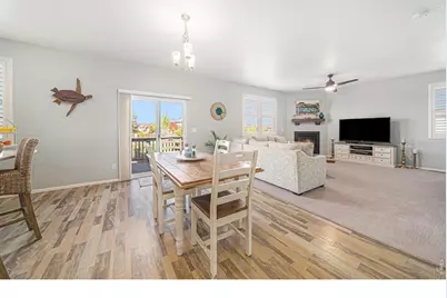 6778 Coach Light Ct, Timnath, CO 80547 - Photo 7