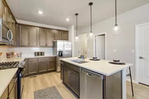2416 Heyworth Ln NW, Fort Collins, CO 80524 - Photo 9