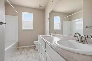 1516 Morning Glow Dr, Windsor, CO 80550 - Photo 31