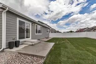 945 Maplebrook Dr, Windsor, CO 80550 - Photo 31