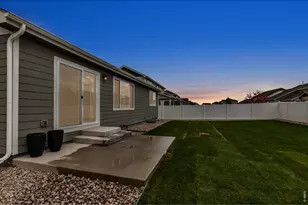 945 Maplebrook Dr, Windsor, CO 80550 - Photo 41