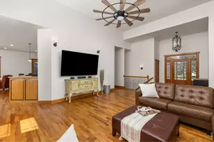 1190 Trails End Ct, Windsor, CO 80550 - Photo 9