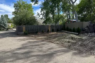 1013 W 41st St, Loveland, CO 80538 - Photo 5