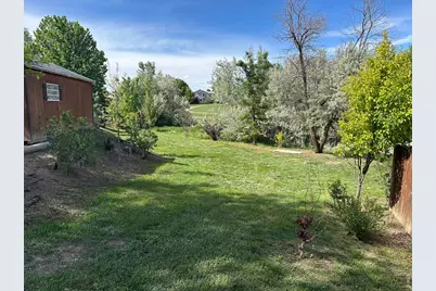 1013 W 41st St, Loveland, CO 80538 - Photo 33