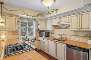 233 N Meldrum St, Fort Collins, CO 80521 - Photo 9