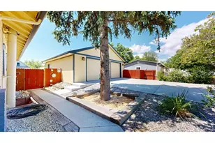 1248 E 7th St, Loveland, CO 80537 - Photo 7